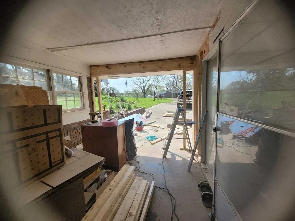 Air movers and dehumidifier for Drying & Dehumidification in Spencer